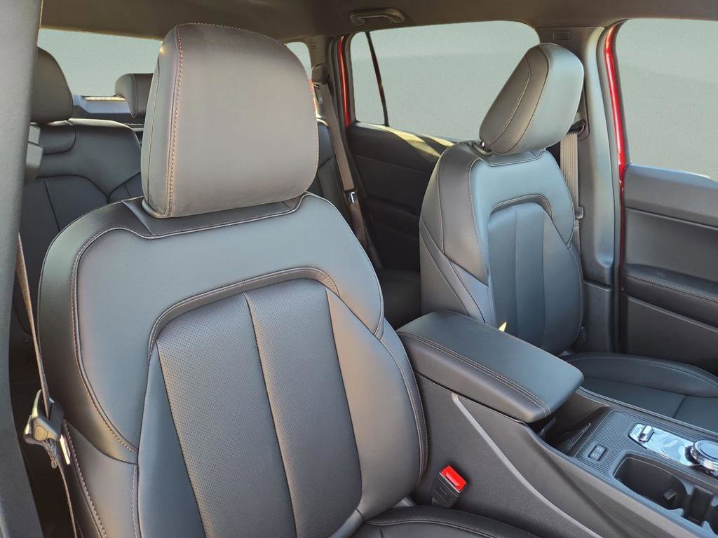 New 2026 Jeep Cherokee Limited AWD/4WD image 32