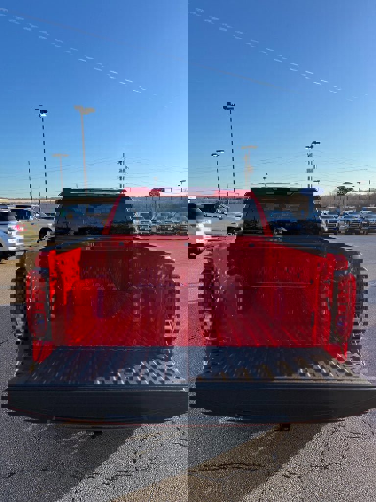 New 2025 GMC Sierra 1500 Elevation image 23