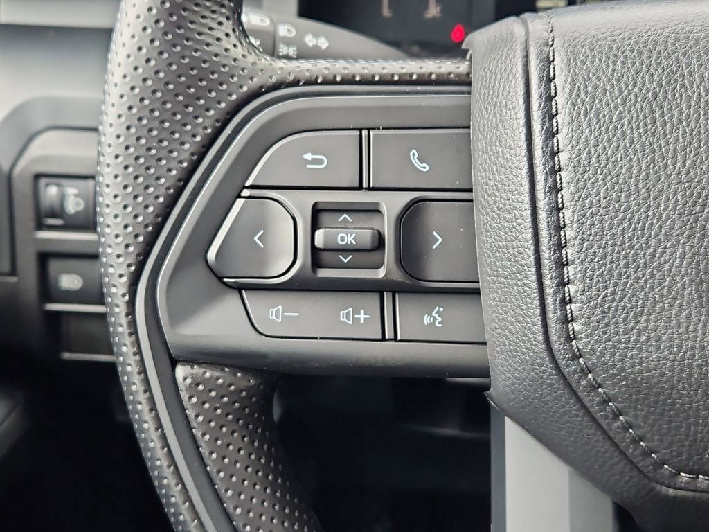 New 2026 Toyota Tacoma SR AWD/4WD image 12