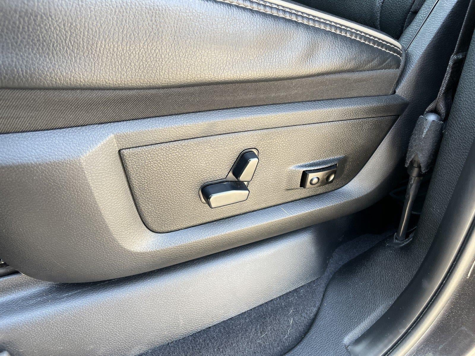 Used 2020 RAM 2500 Laramie w/ Night Edition AWD/4WD image 11