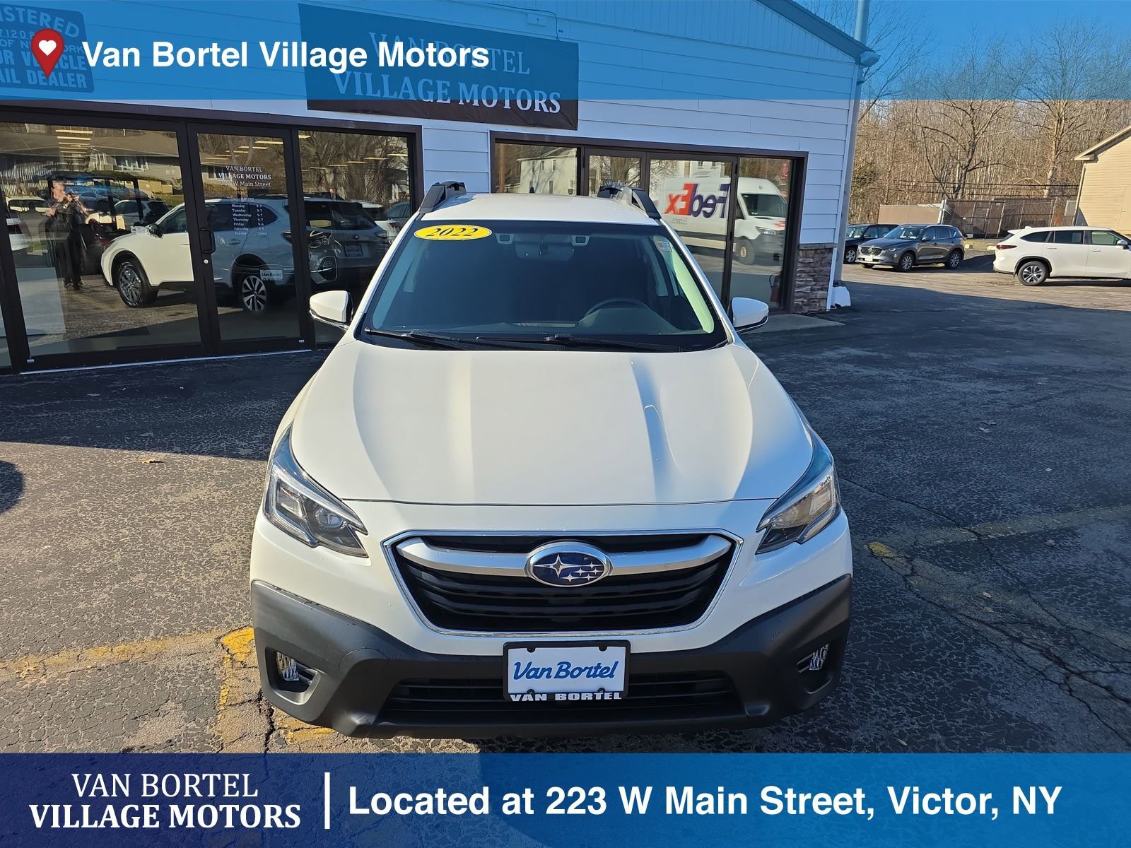 Used 2022 Subaru Outback Premium image 2