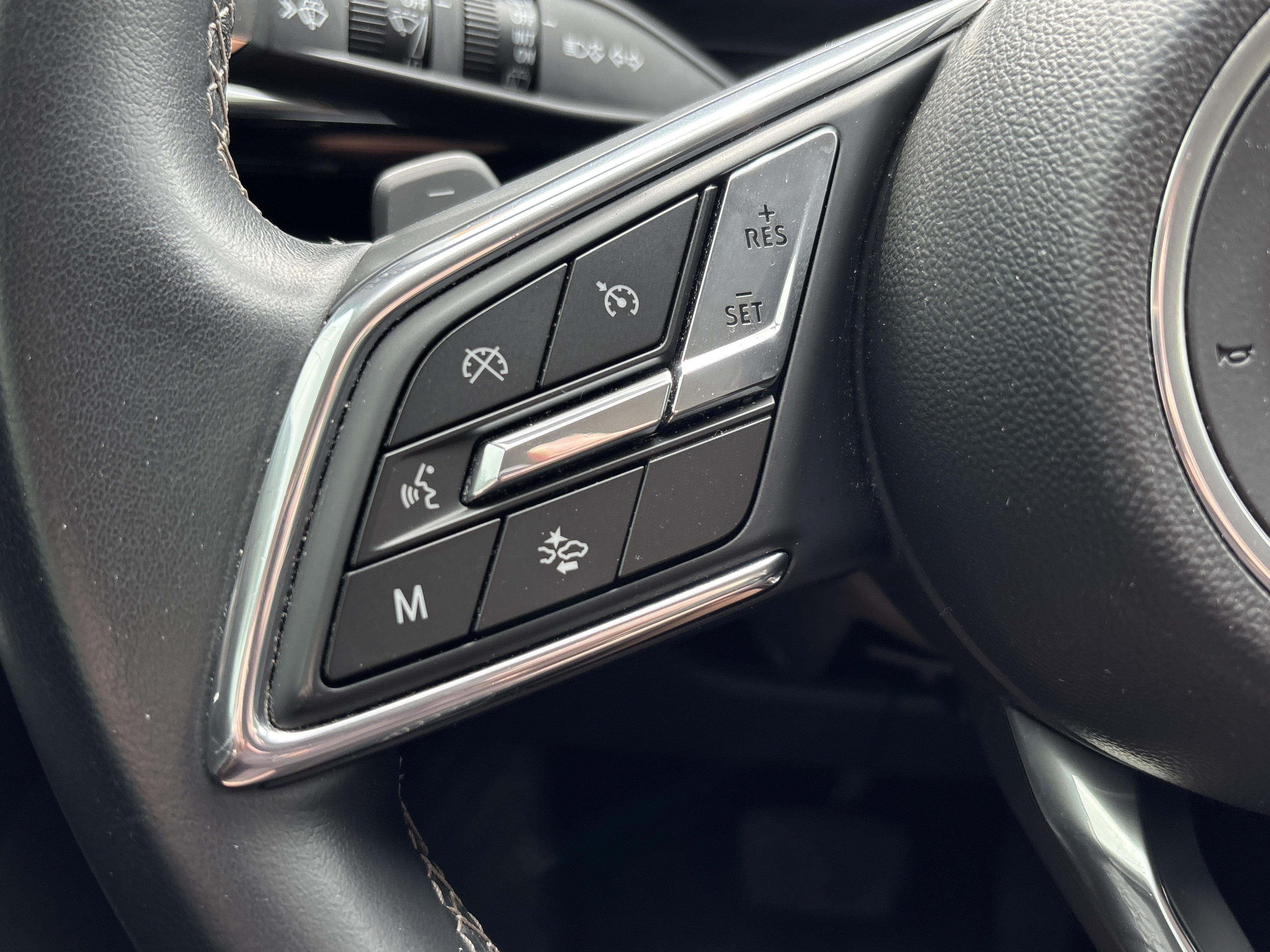 Used 2024 Buick Envision Preferred AWD/4WD image 18