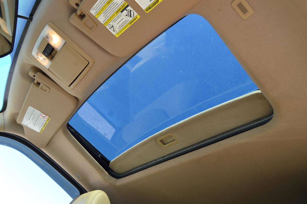 Used 2011 Ford F350 Lariat w/ Camper Pkg image 8