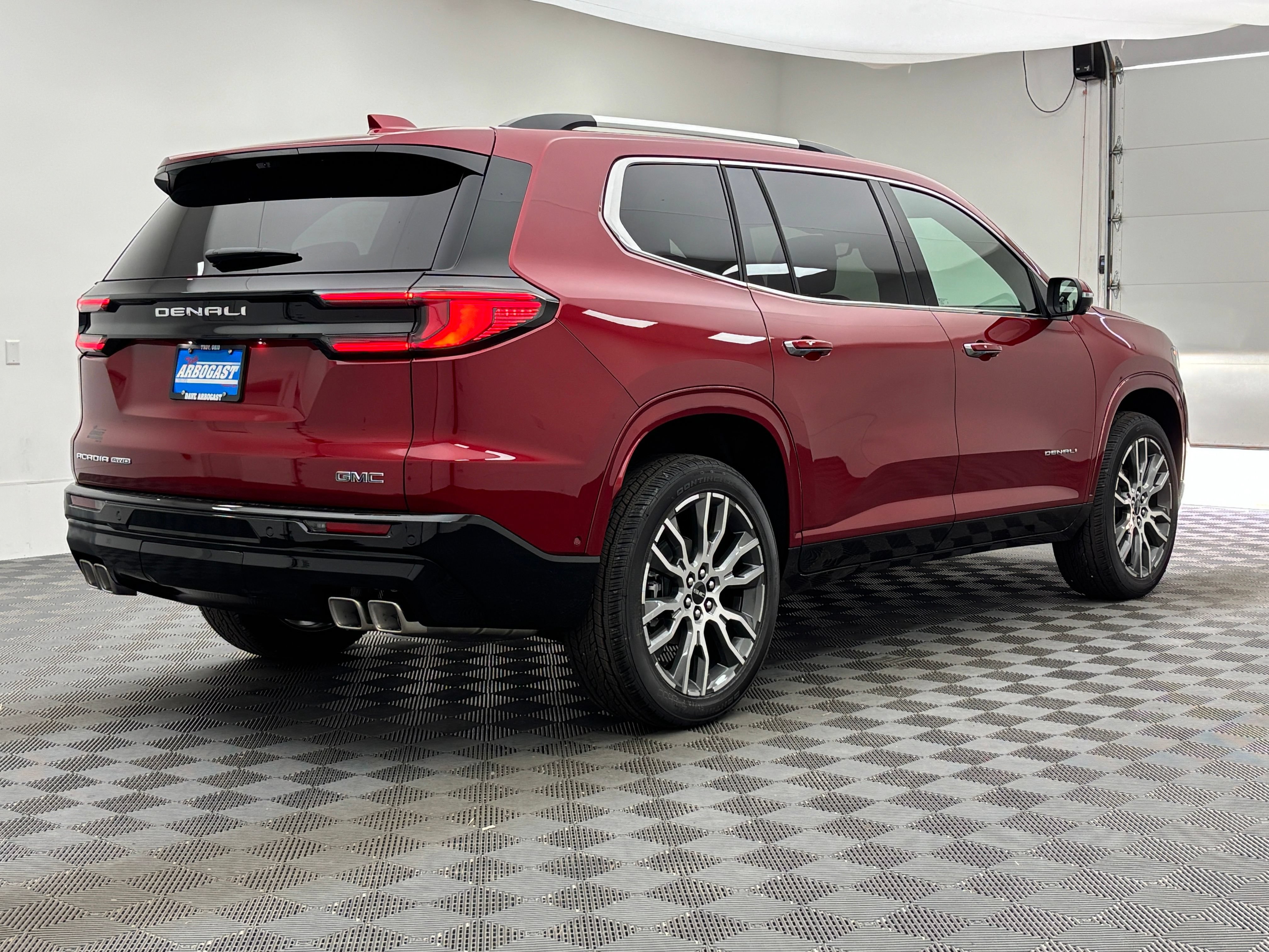 New 2026 GMC Acadia Denali Ultimate w/ LPO, Floor Liner Package AWD/4WD image 11