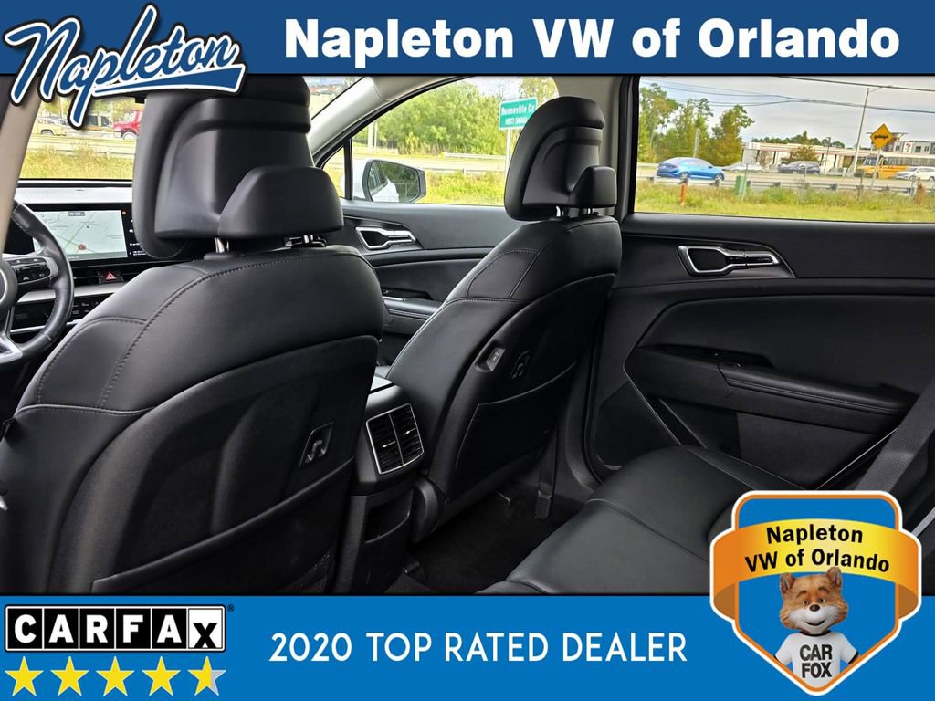 Used 2023 Kia Sportage EX image 30