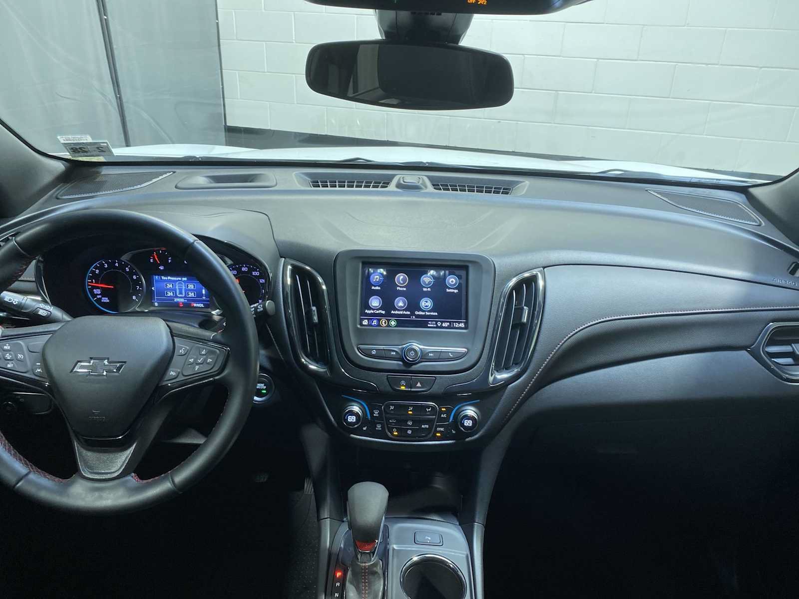 Used 2023 Chevrolet Equinox RS w/ LPO, Floor Liner Package AWD/4WD image 10