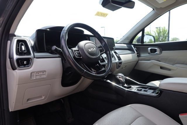 Used 2023 Kia Sorento SX AWD/4WD image 21