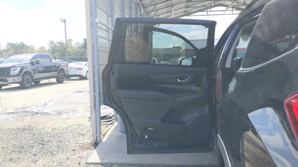 Used 2023 Subaru Ascent Premium image 29