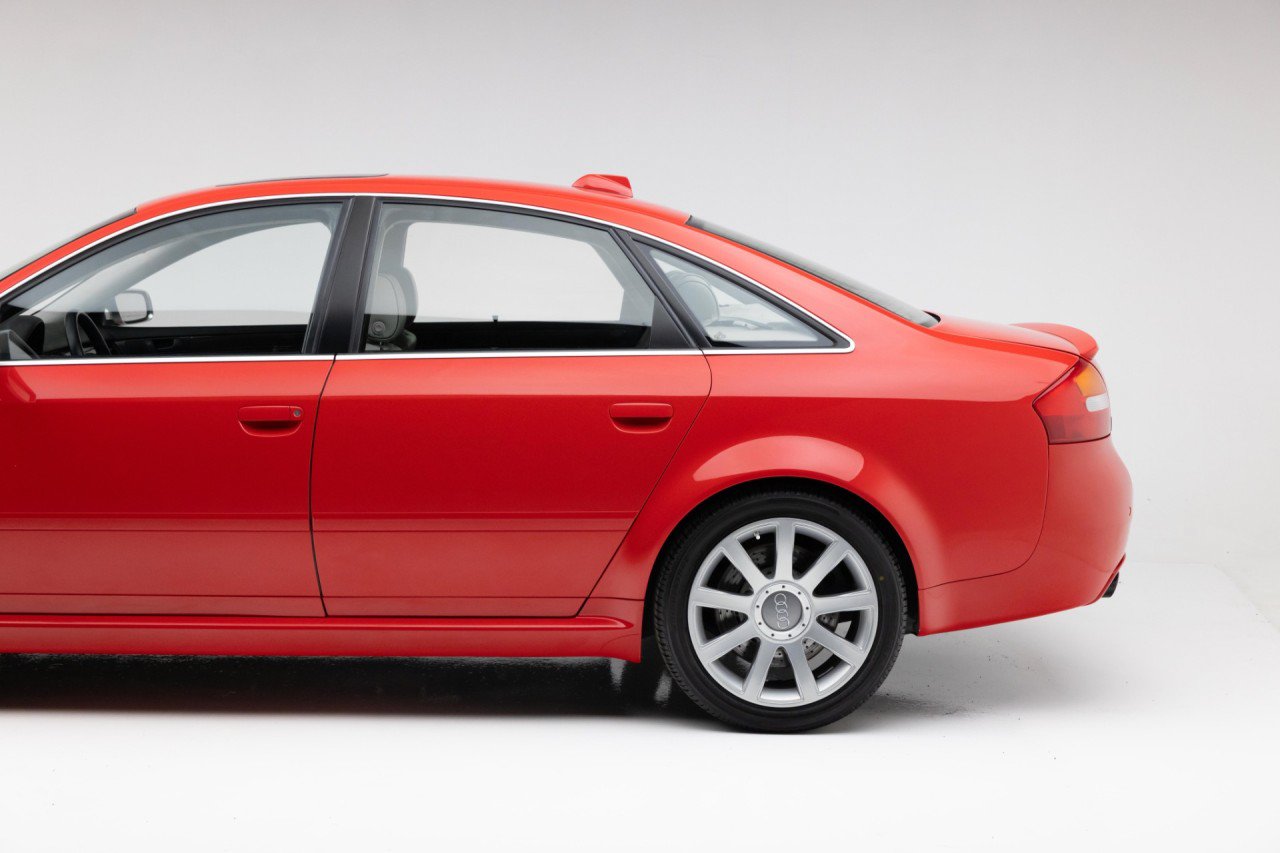 Used 2003 Audi RS 6 AWD/4WD image 19