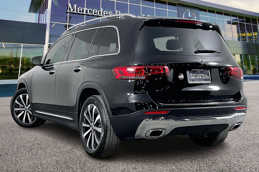 Certified 2023 Mercedes-Benz GLB 250 4MATIC image 2