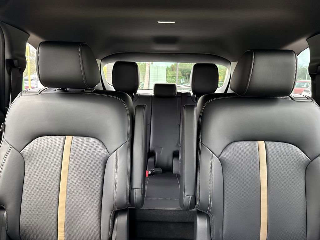 Certified 2025 MAZDA CX-90 3.3 Turbo w/ Premium Plus Pkg image 19