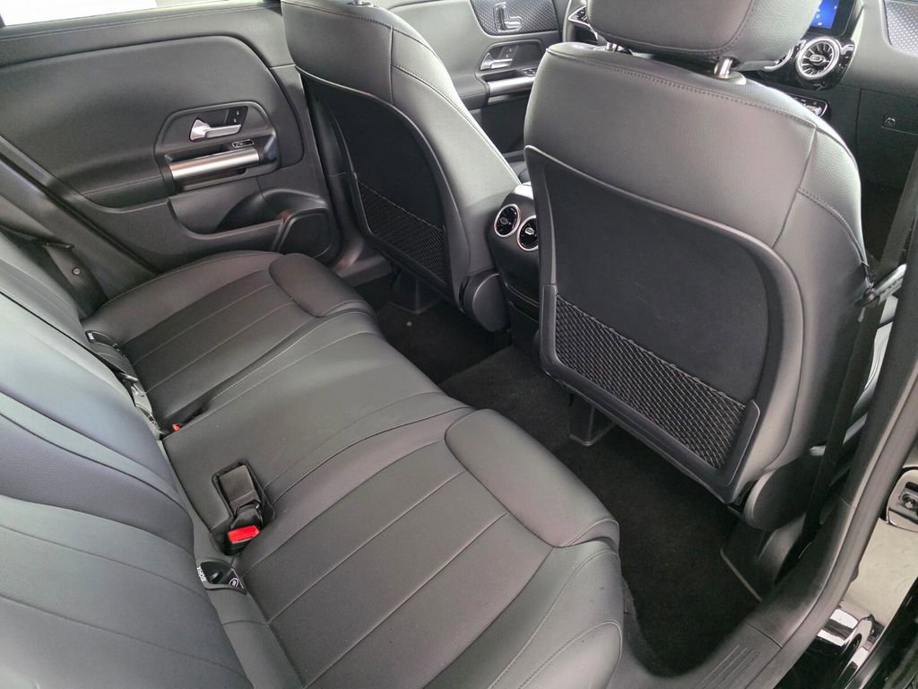 Certified 2025 Mercedes-Benz GLA 250 image 26