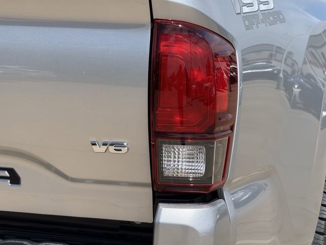 Used 2023 Toyota Tacoma SR AWD/4WD image 7