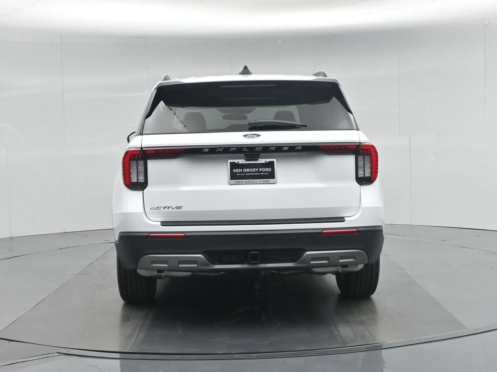 New 2026 Ford Explorer Active RWD image 52