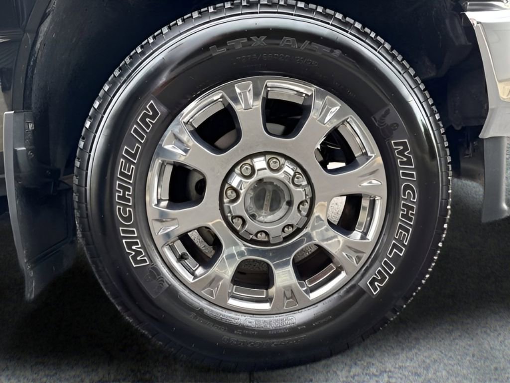 Used 2021 Ford F250 King Ranch w/ King Ranch Ultimate Package AWD/4WD image 11