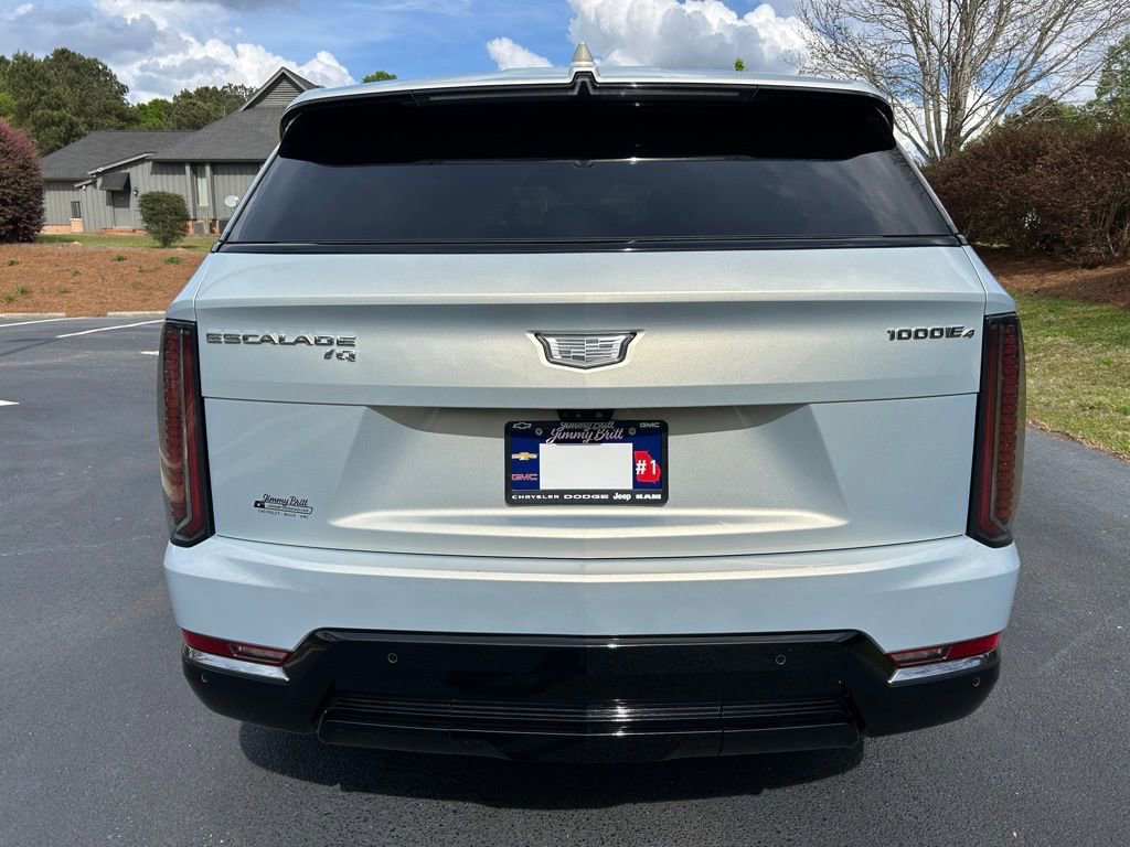 Used 2025 Cadillac Escalade IQ Sport 1 w/ Smart Trailering package image 21