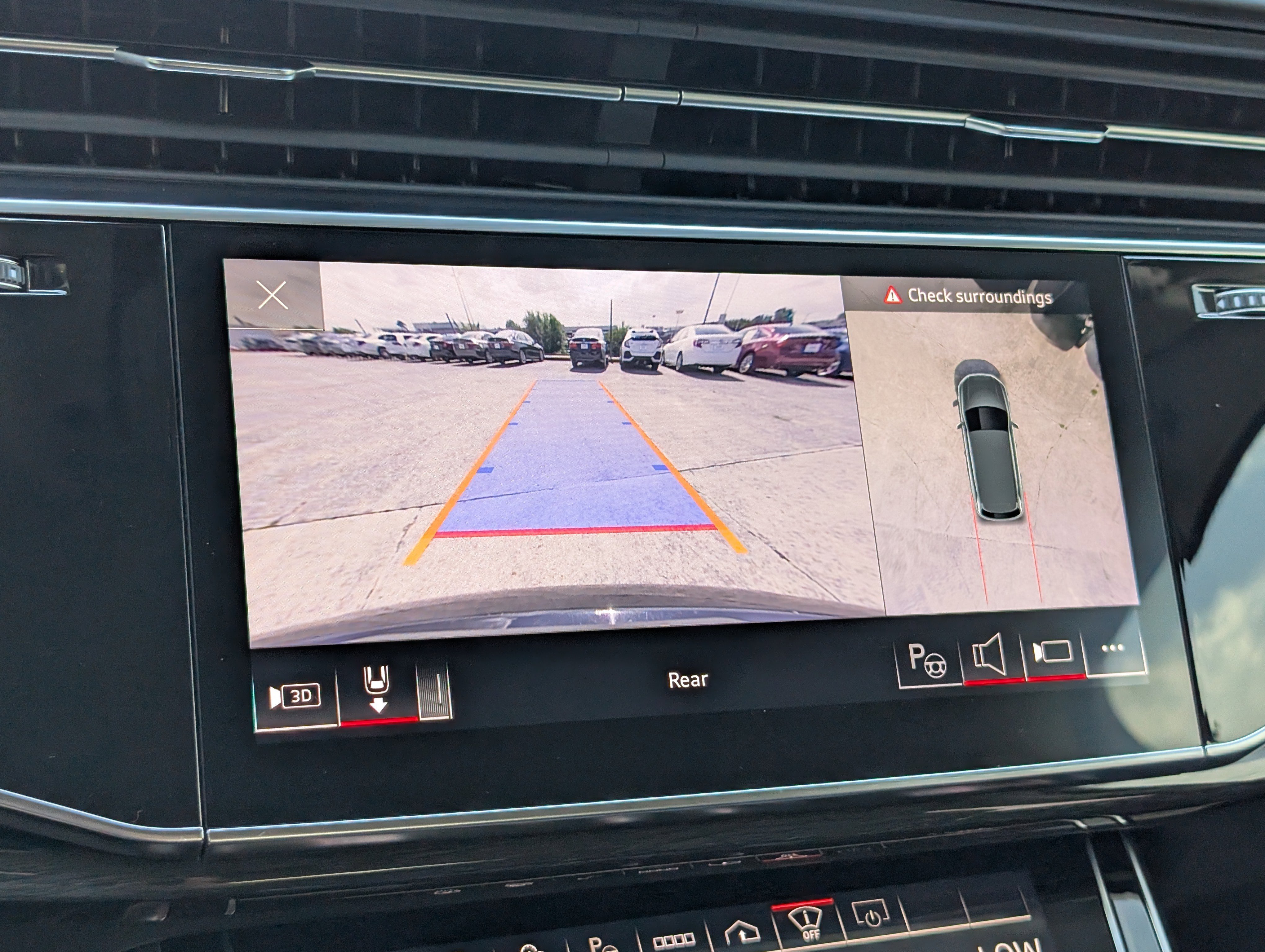 Used 2023 Audi Q7 3.0T Prestige w/ Prestige Package image 18