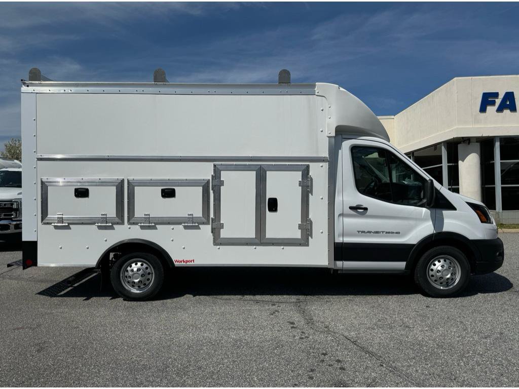 New 2023 Ford Transit 350
