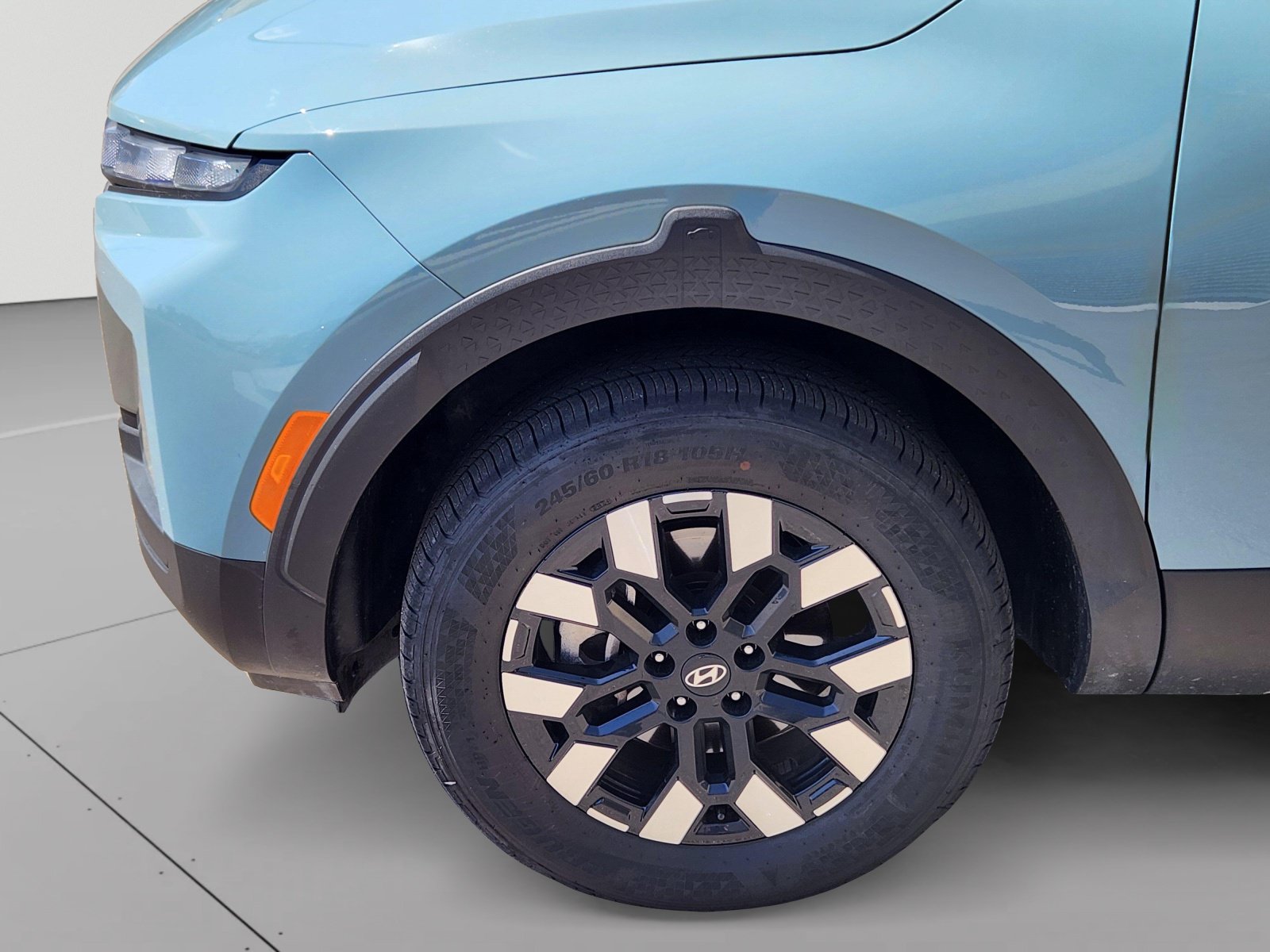 Certified 2025 Hyundai Santa Cruz SE AWD/4WD image 8