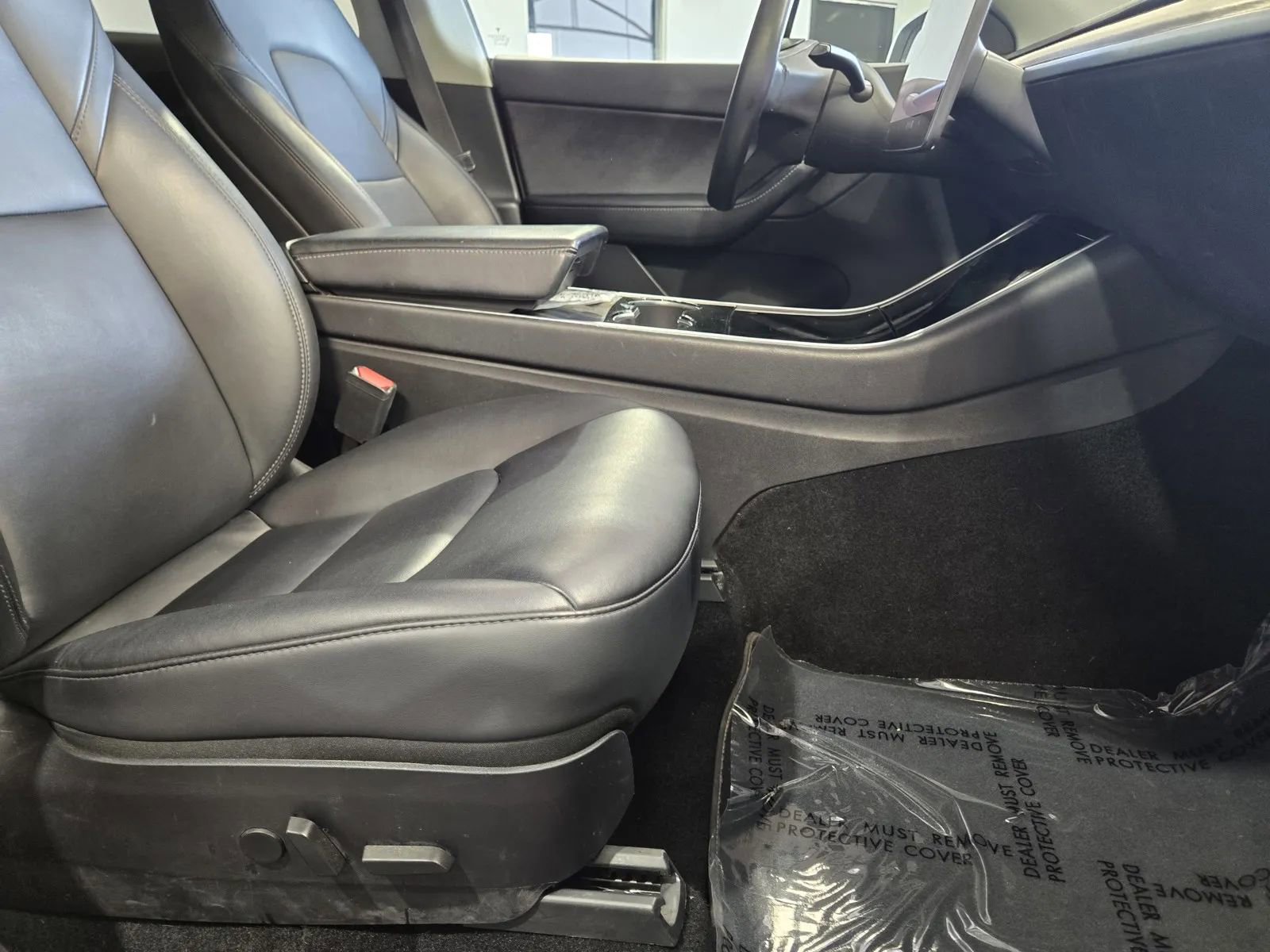 Used 2020 Tesla Model Y Long Range image 7