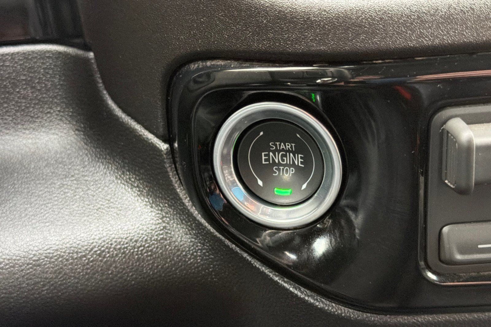 Used 2026 Chevrolet Silverado 2500 LT AWD/4WD image 19