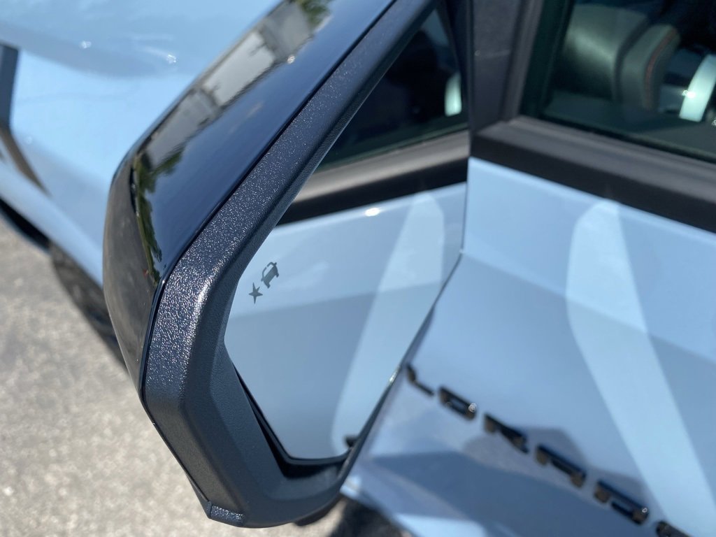 New 2025 Chevrolet Colorado Z71 w/ Z71 Convenience Package 2 image 31