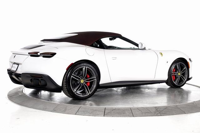Certified 2025 Ferrari Roma Spider image 2