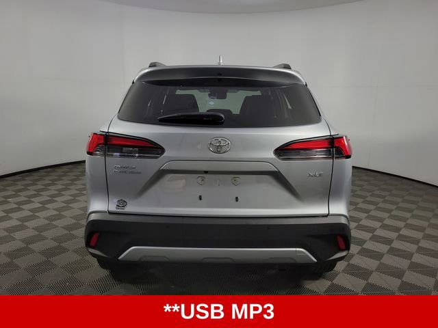 Used 2024 Toyota Corolla Cross XLE FWD image 7