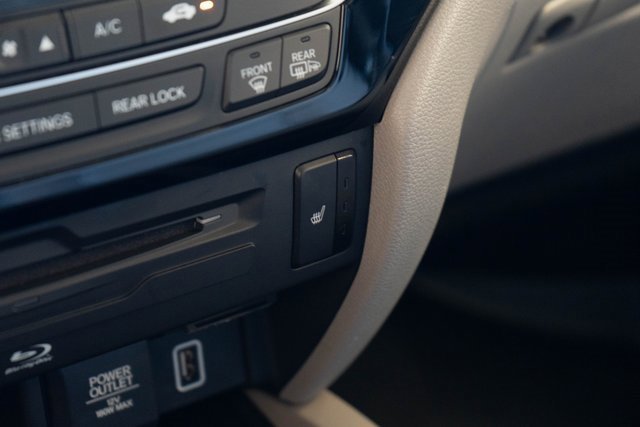 Used 2019 Honda Pilot Touring image 31