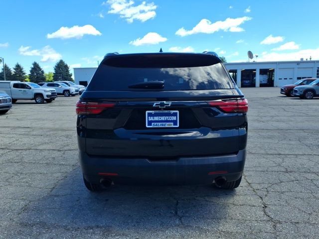 Used 2022 Chevrolet Traverse LT w/ LPO, Blackout Package AWD/4WD image 6