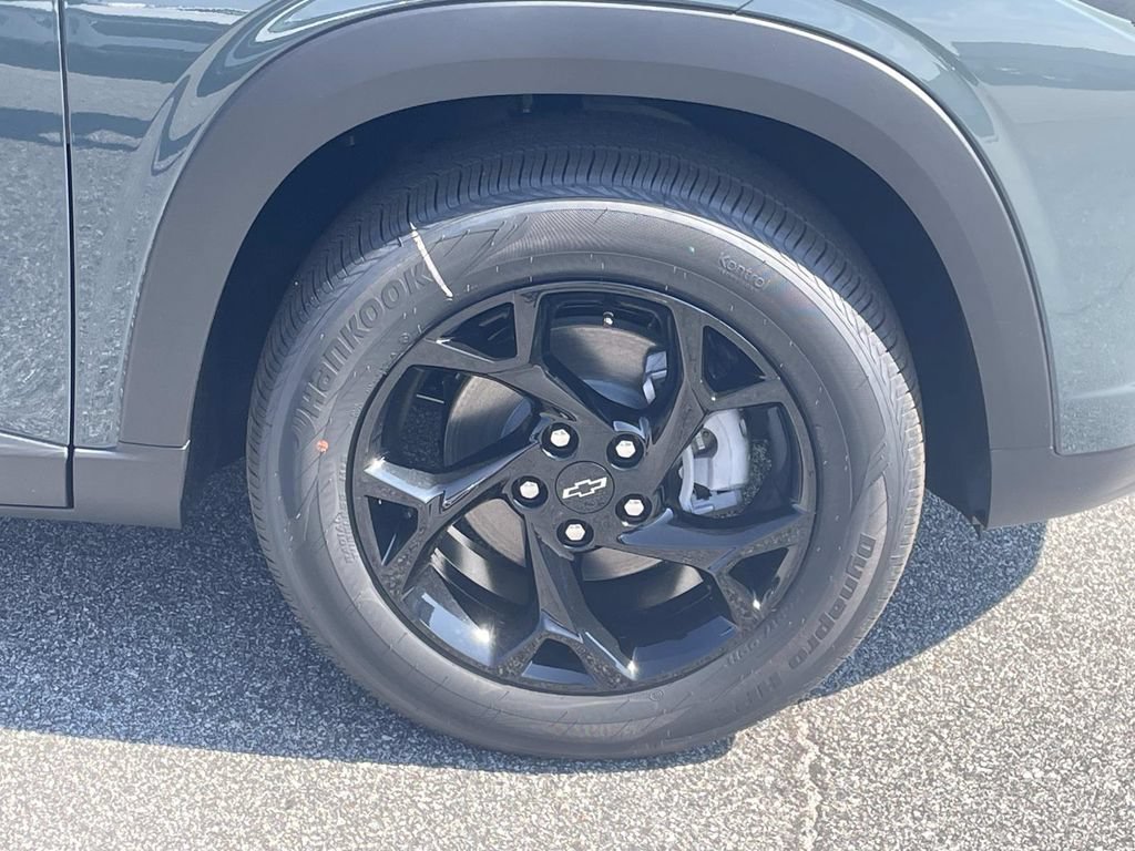 New 2026 Chevrolet Trax LT w/ Driver Confidence Package FWD image 10