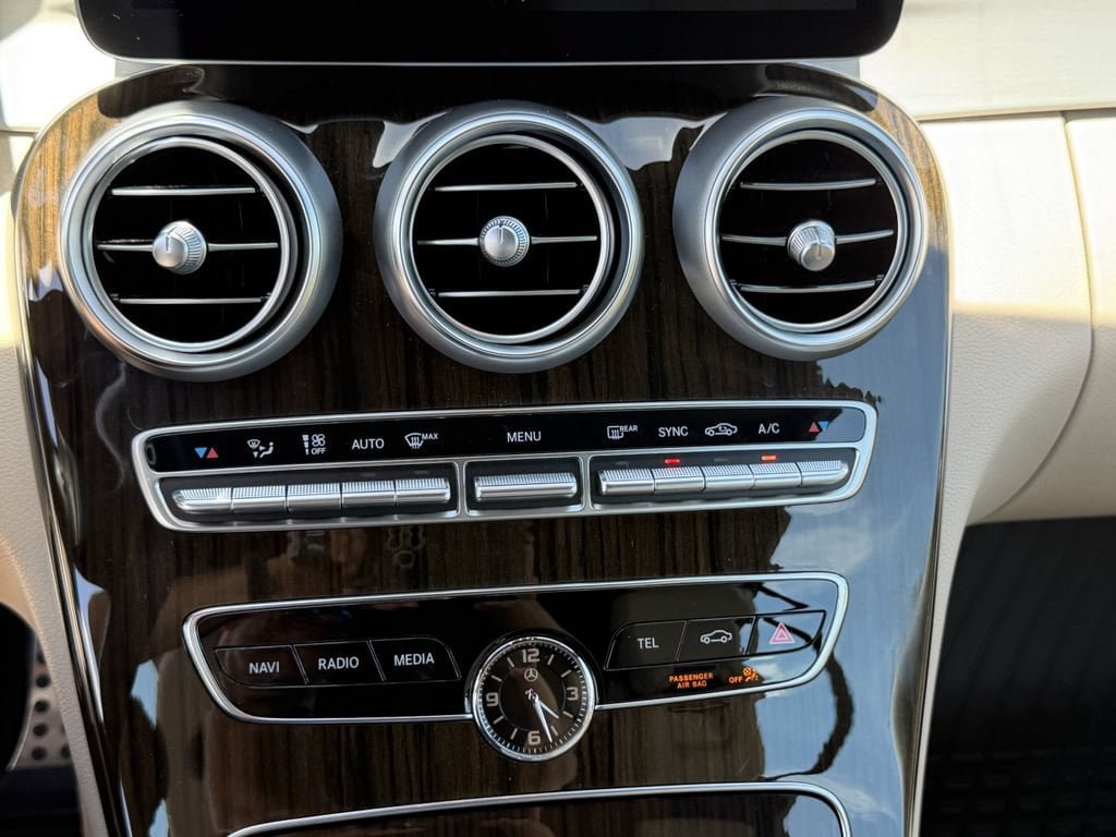 Used 2023 Mercedes-Benz C 300 Cabriolet image 25