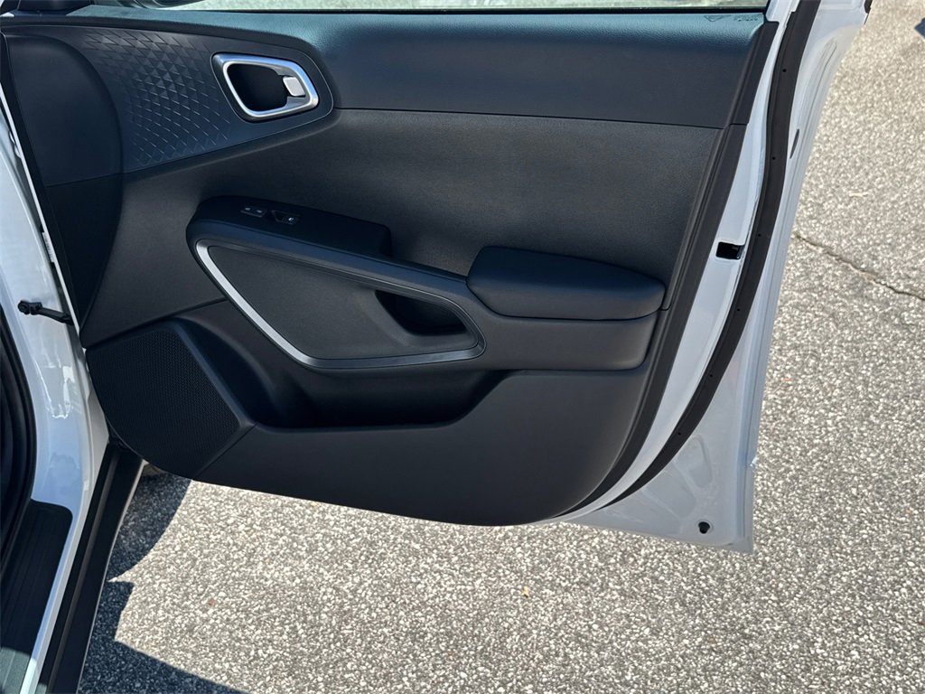 New 2025 Kia Soul EX image 15