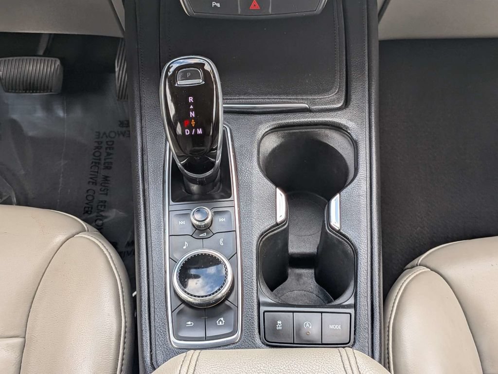 Used 2021 Cadillac XT4 Premium Luxury FWD image 18