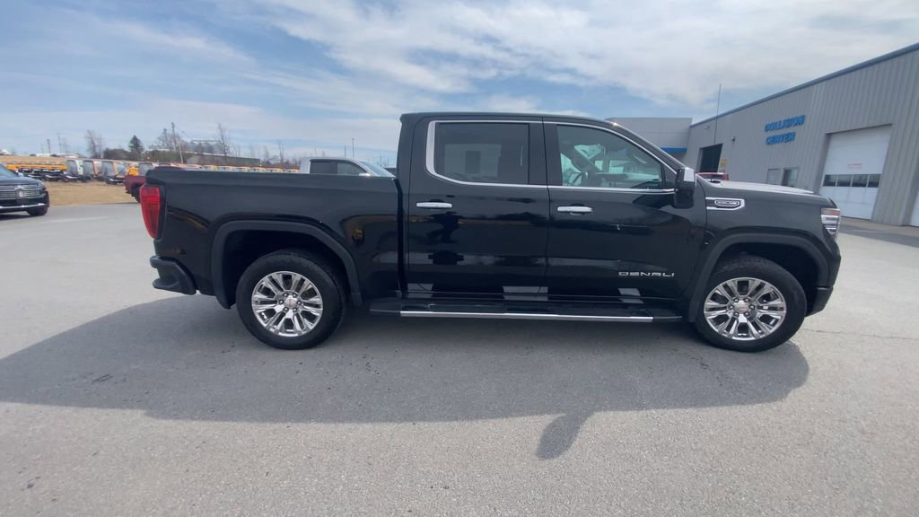 Used 2022 GMC Sierra 1500 Denali image 9