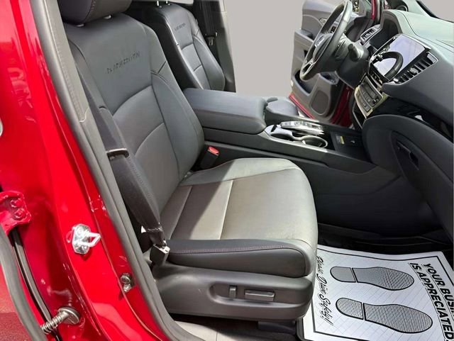 Used 2025 Honda Passport Black Edition image 22
