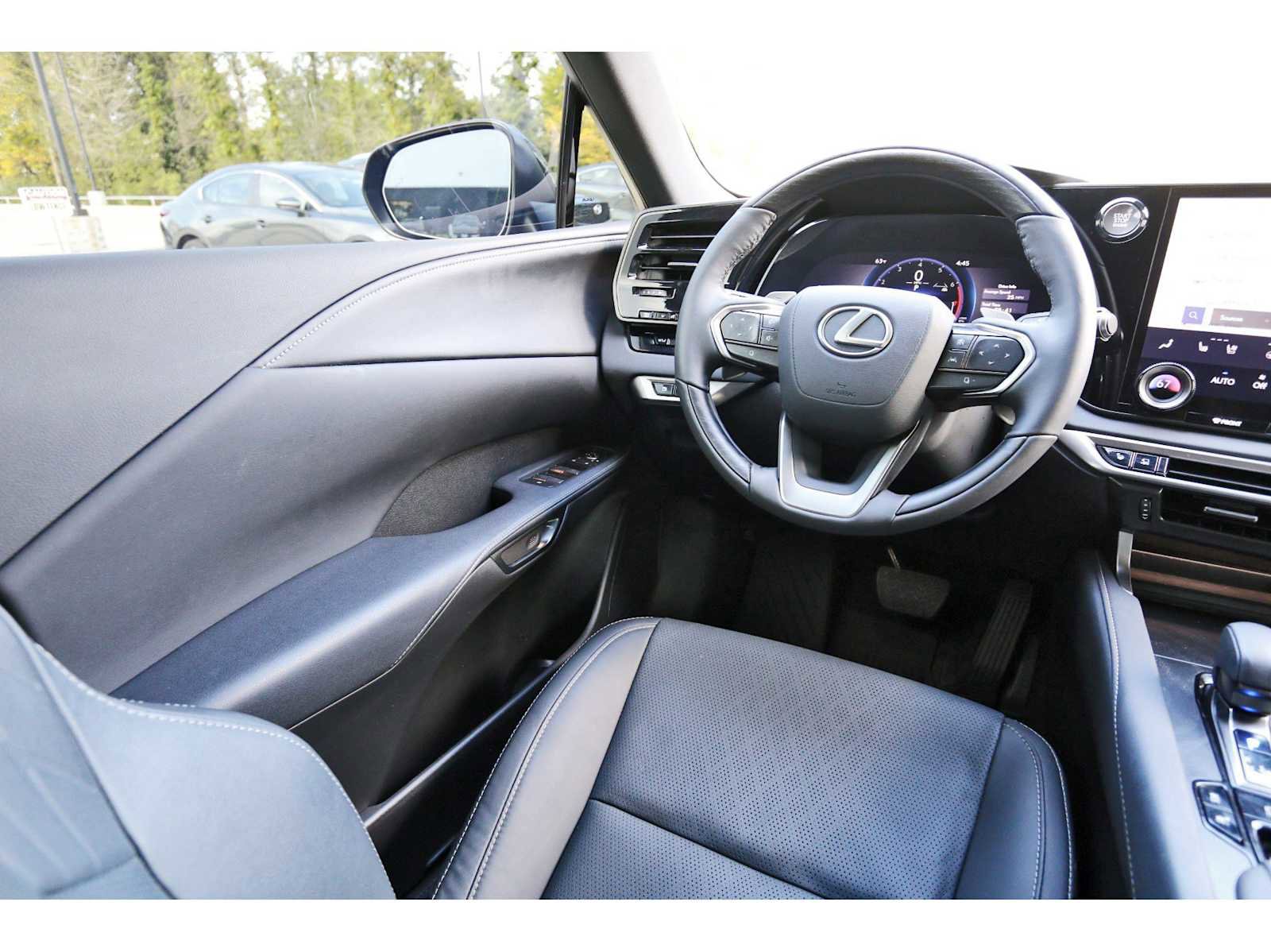 Used 2025 Lexus RX 350 Premium Plus w/ Convenience Package image 6