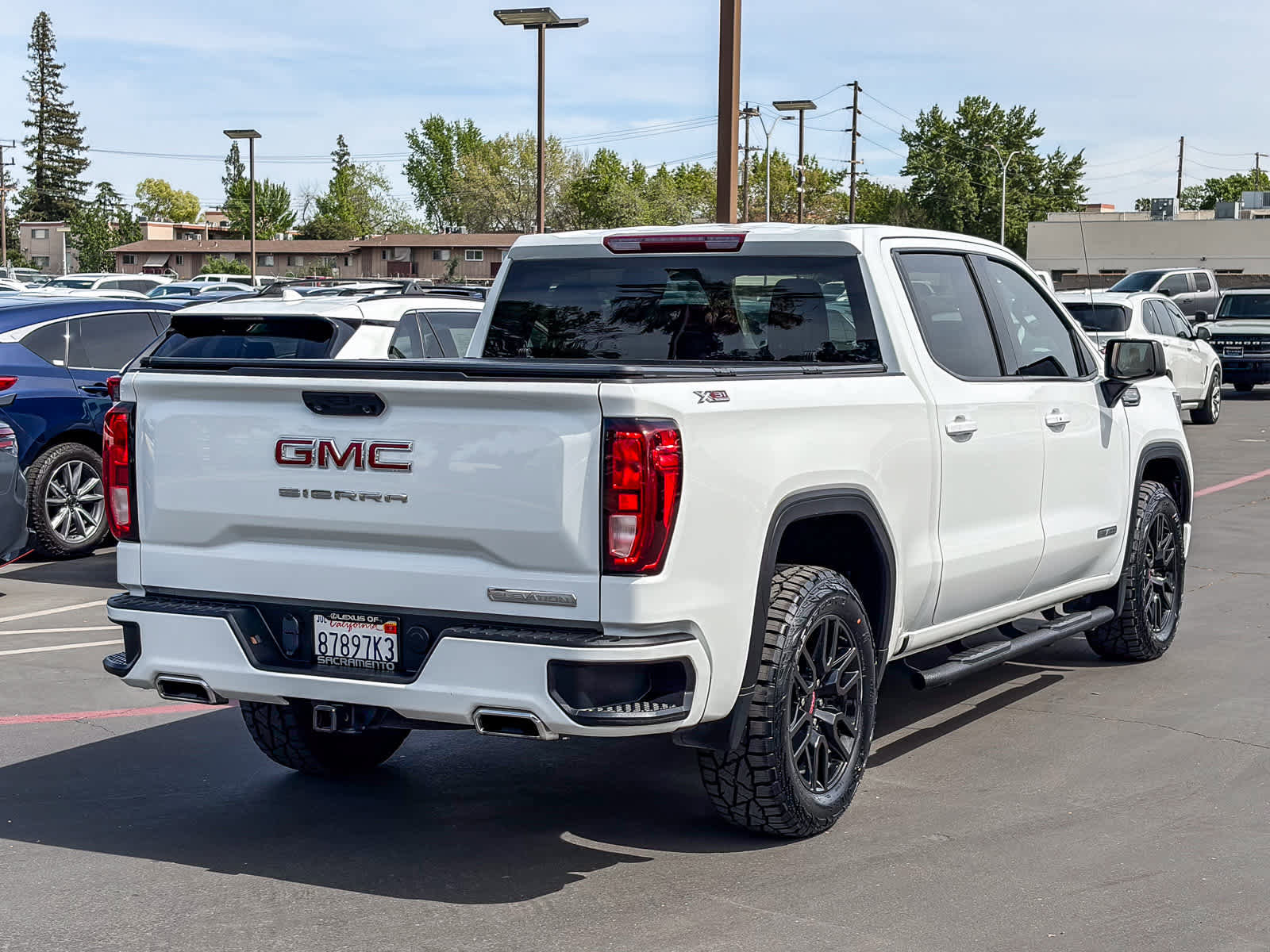 Used 2023 GMC Sierra 1500 Elevation image 4