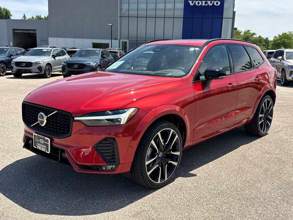 Certified 2023 Volvo XC60 B6 Ultimate w/ Climate Package