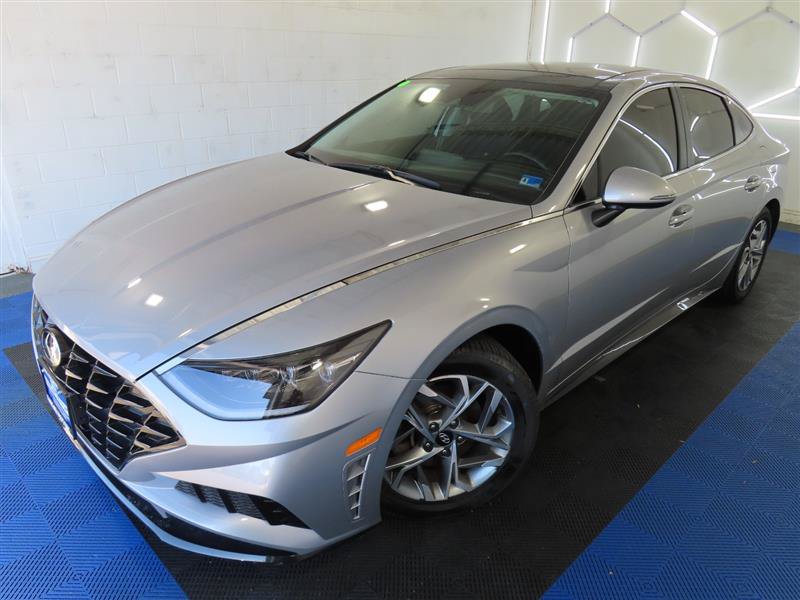Used 2023 Hyundai Sonata SEL w/ Convenience Package FWD image 4