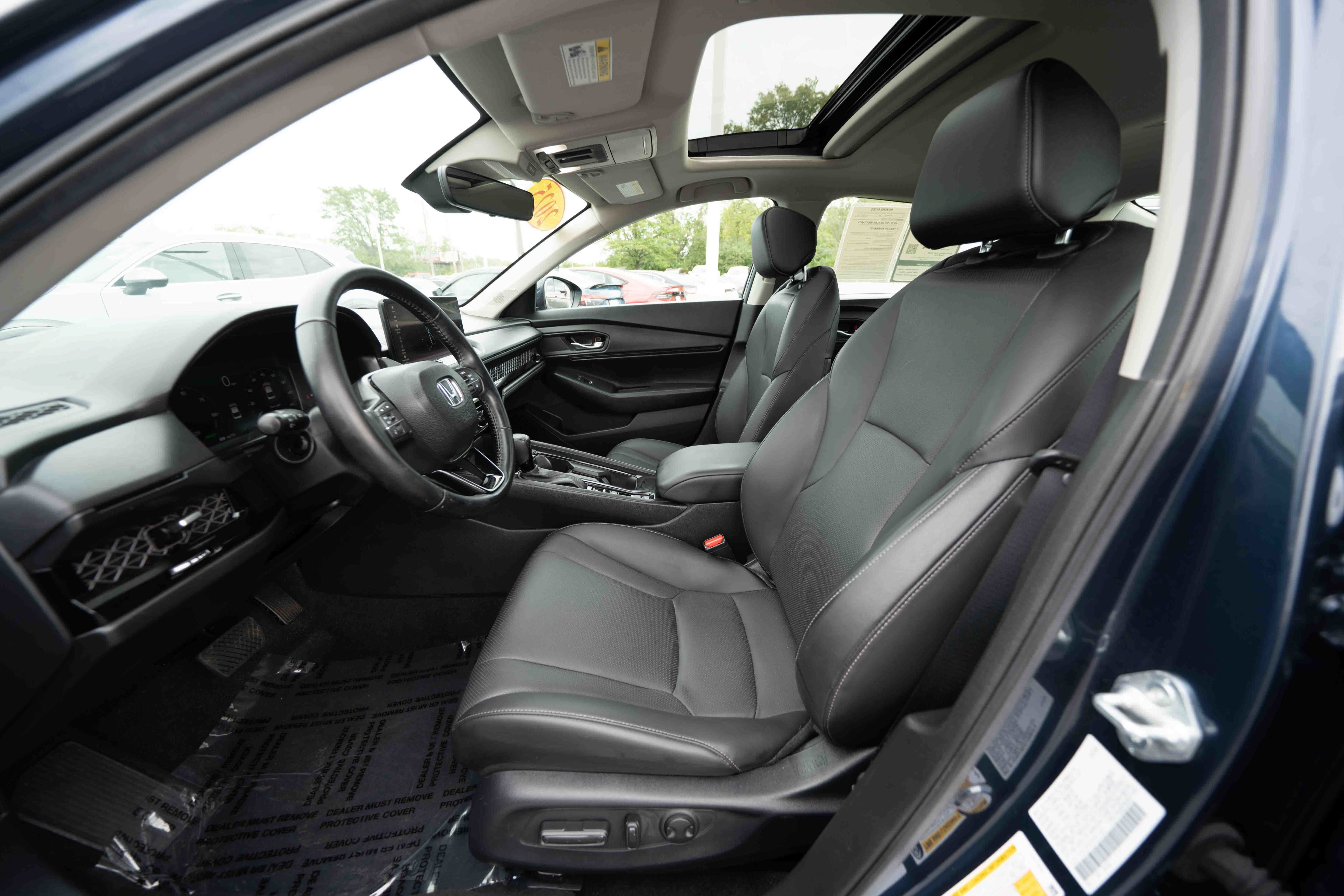Used 2025 Honda Accord EX-L image 9