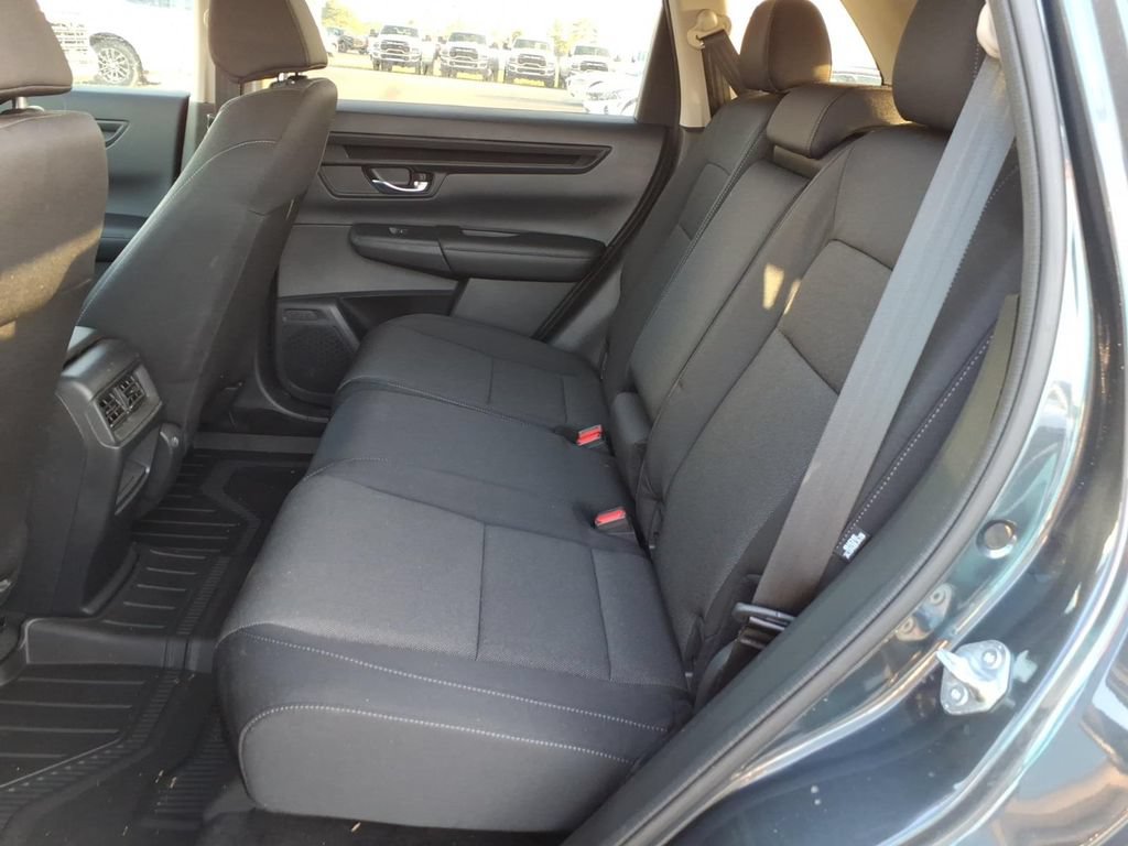 Used 2025 Honda CR-V LX image 8