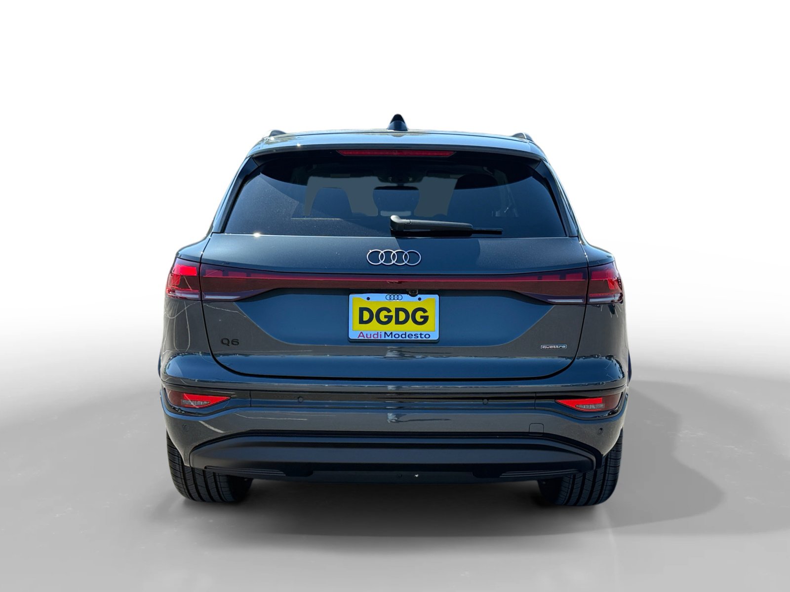 New 2025 Audi Q6 e-tron Premium Plus image 4