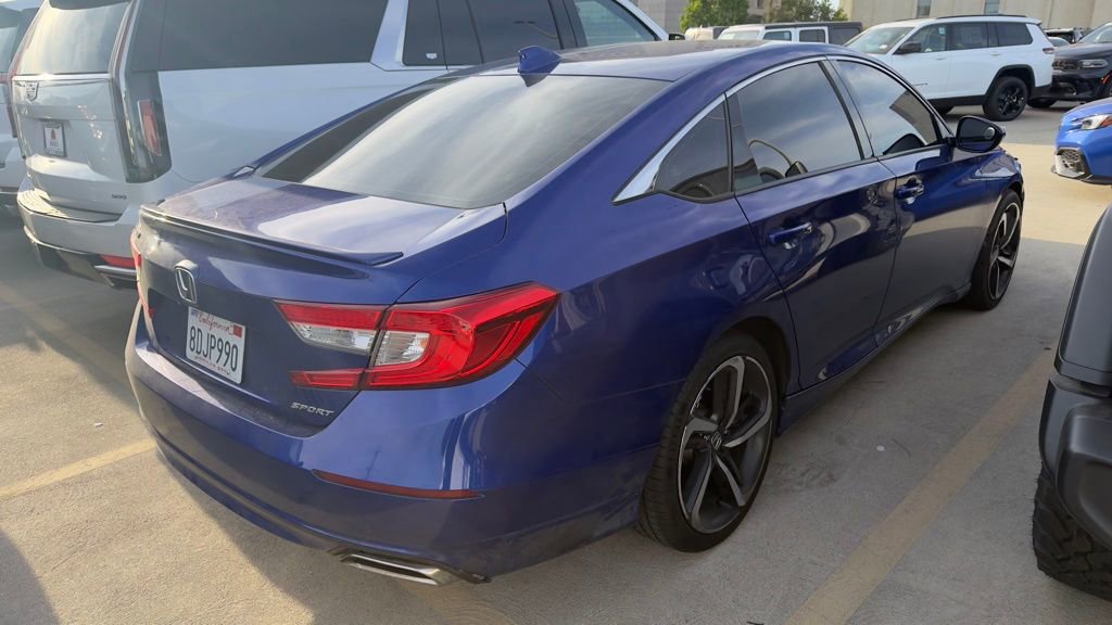 Used 2018 Honda Accord Sport image 4