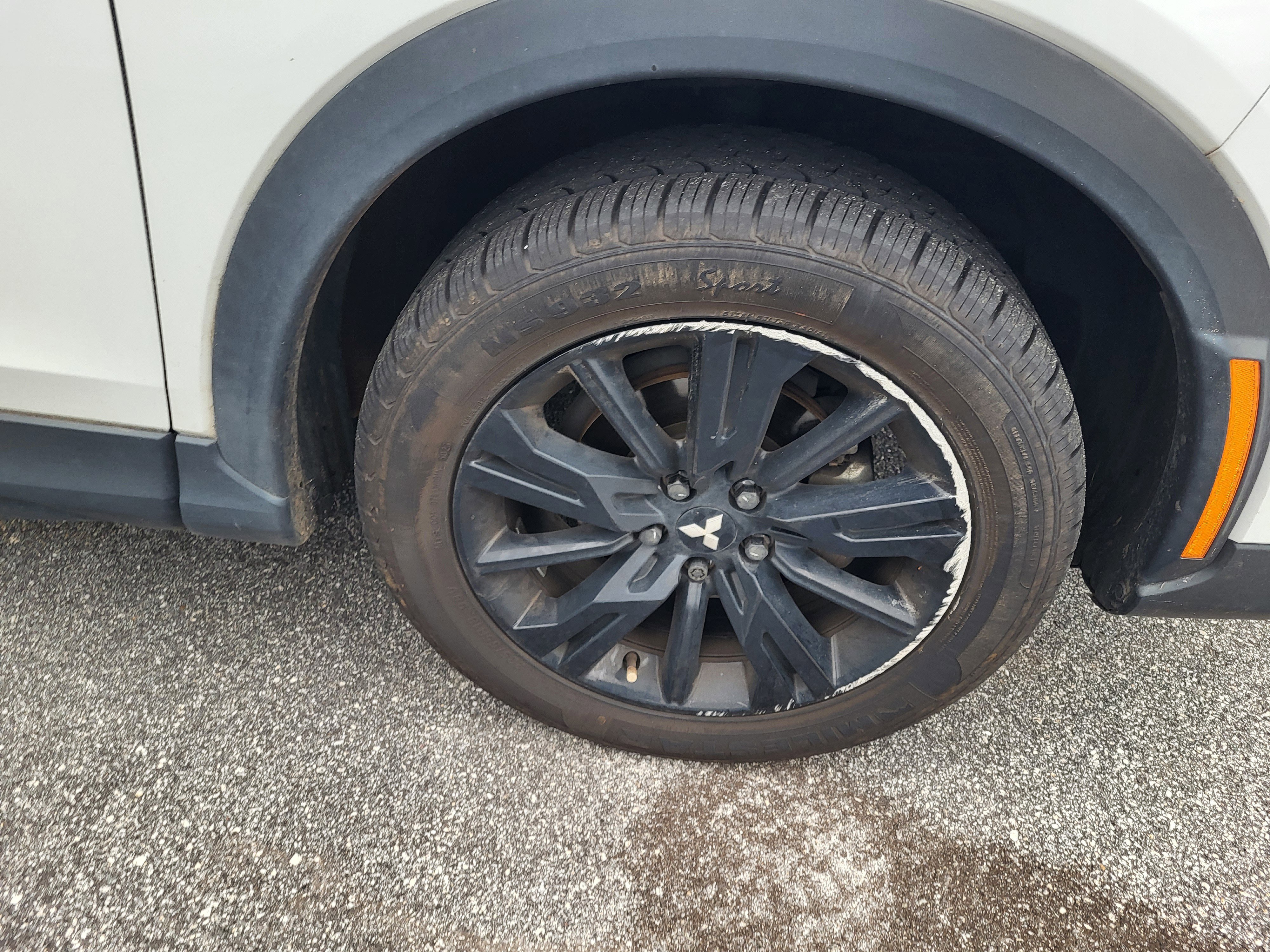 Used 2023 Mitsubishi Eclipse Cross LE AWD/4WD image 7