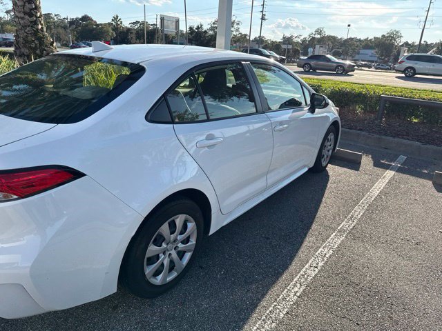 Certified 2024 Toyota Corolla LE FWD image 6