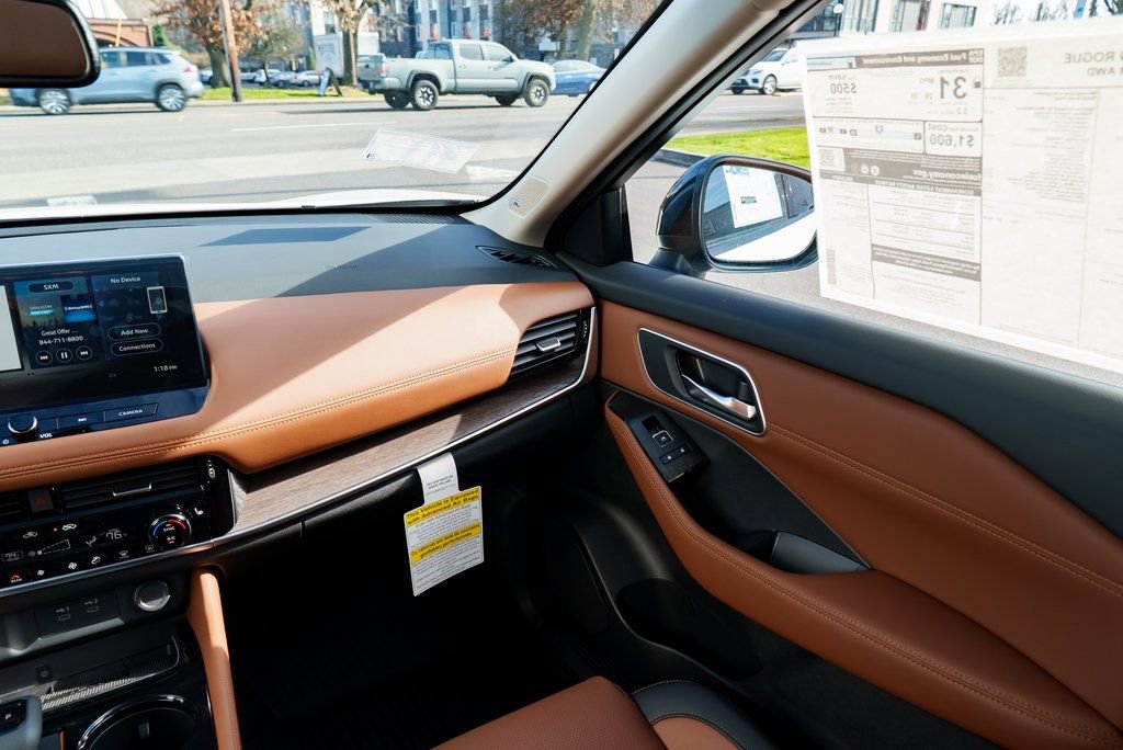 New 2026 Nissan Rogue Platinum w/ Tech Package image 10