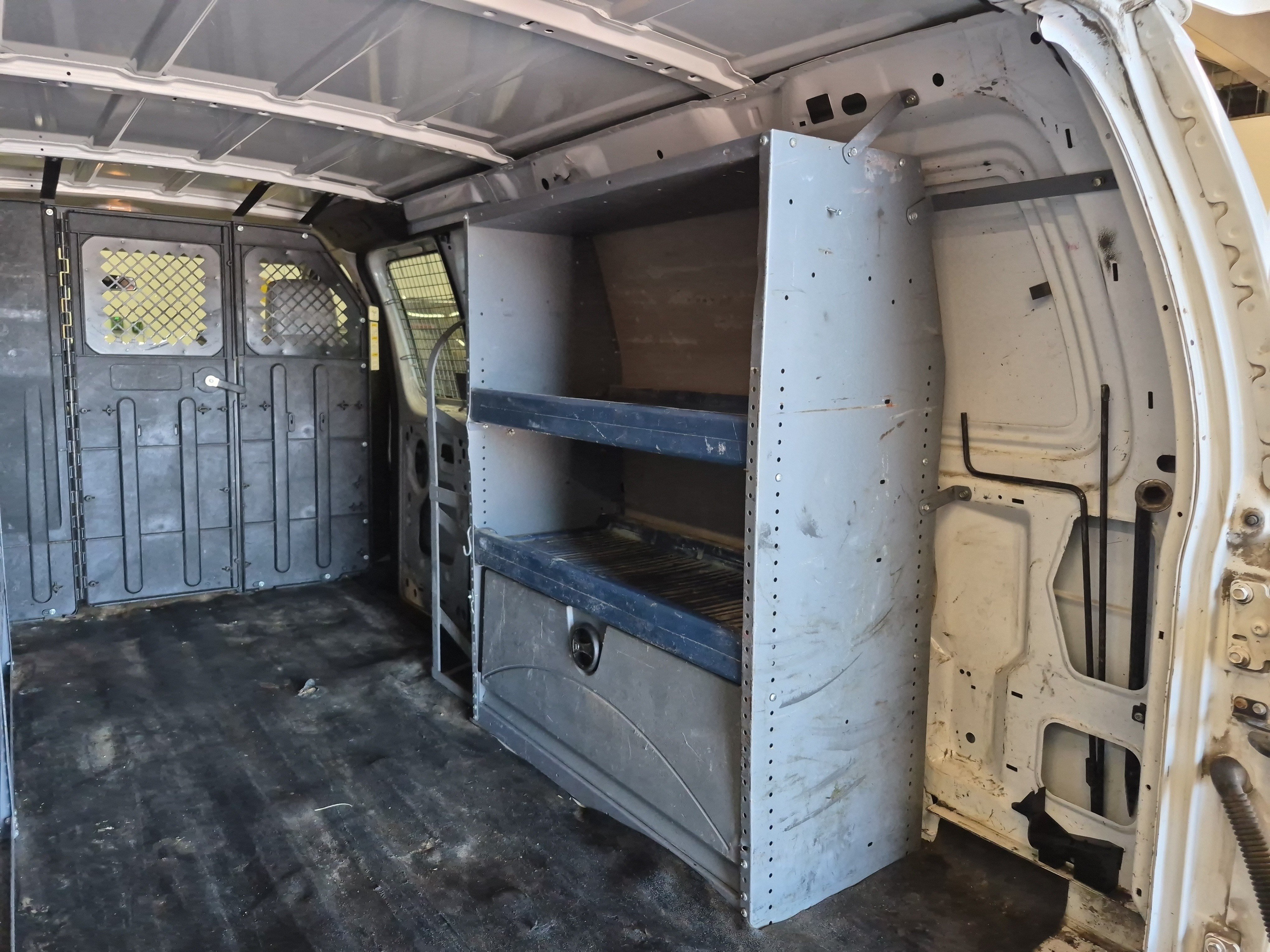 Used 2014 Ford E-250 and Econoline 250 RWD image 14
