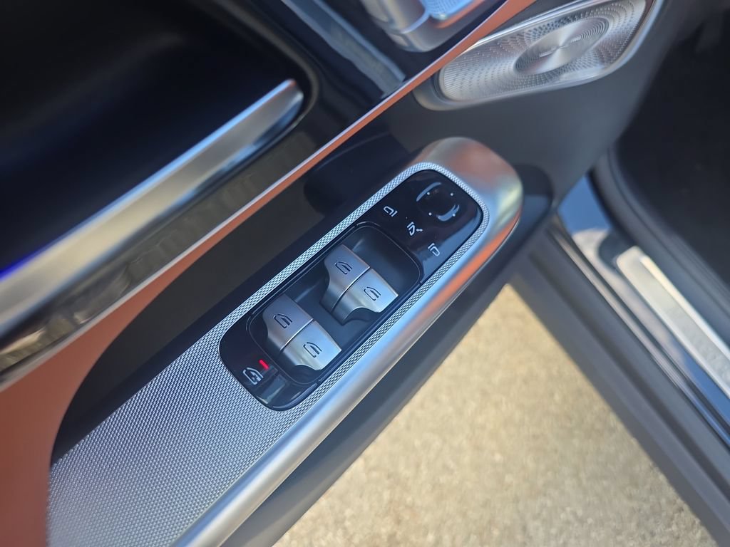 New 2026 Mercedes-Benz GLC 300 4MATIC image 11