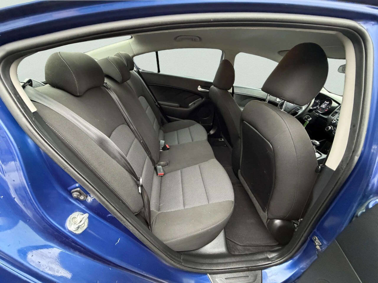 Used 2017 Kia Forte LX image 18